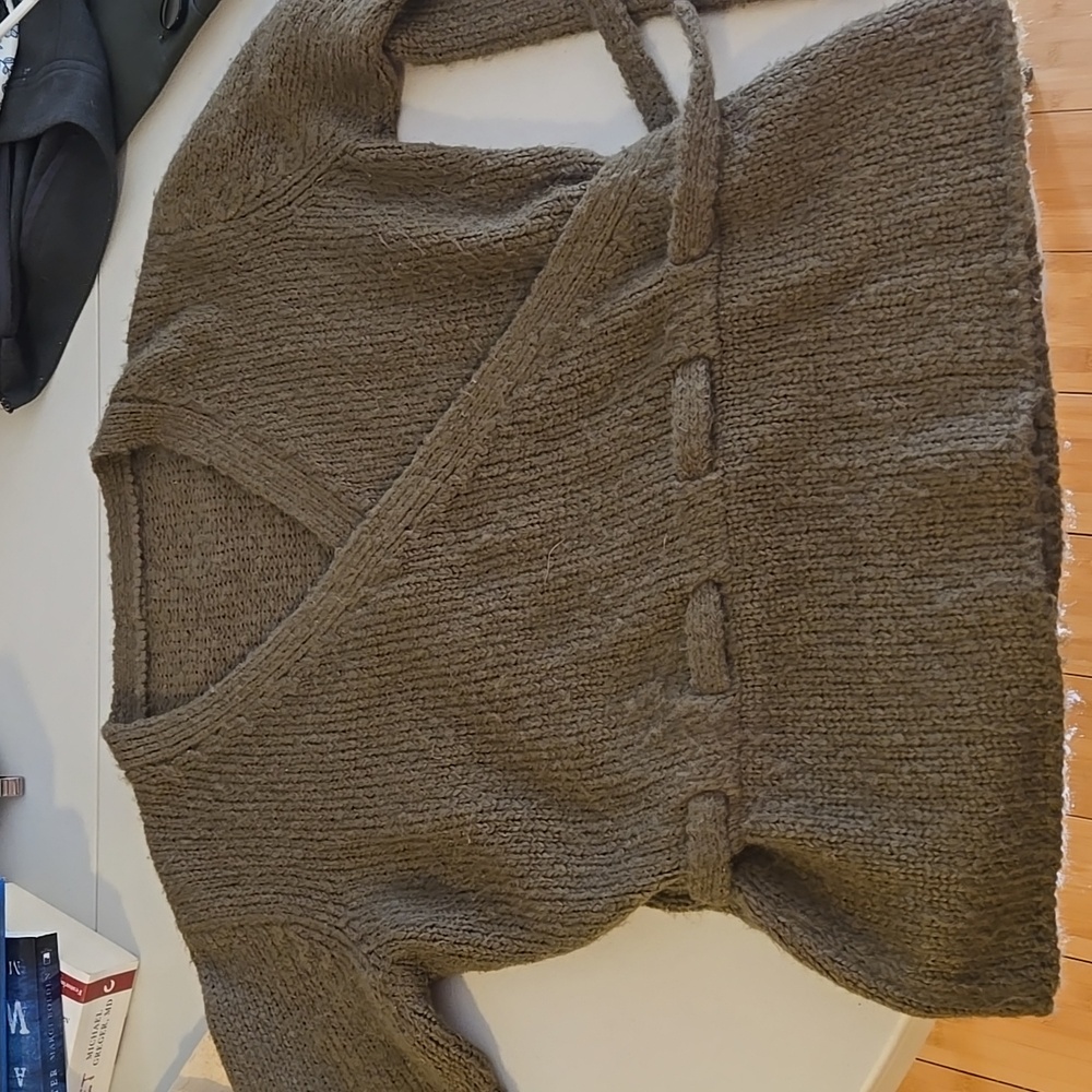 Yoga wrap sweater. - Picture 6 of 7